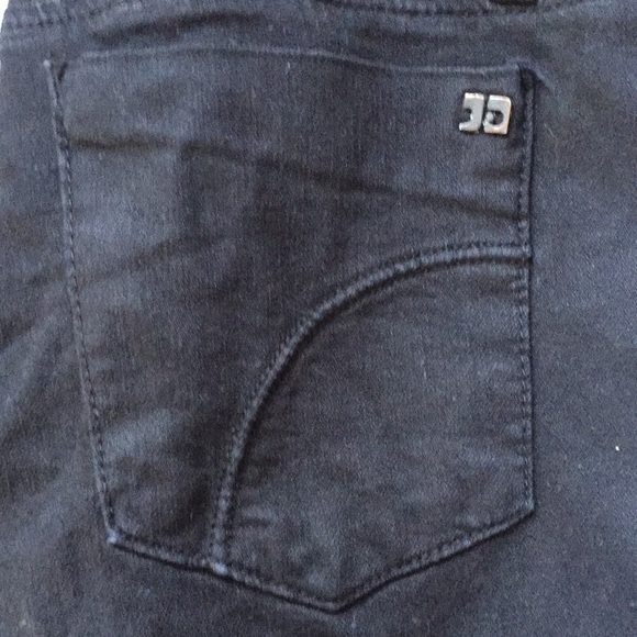 Capris - Picture 6 of 13